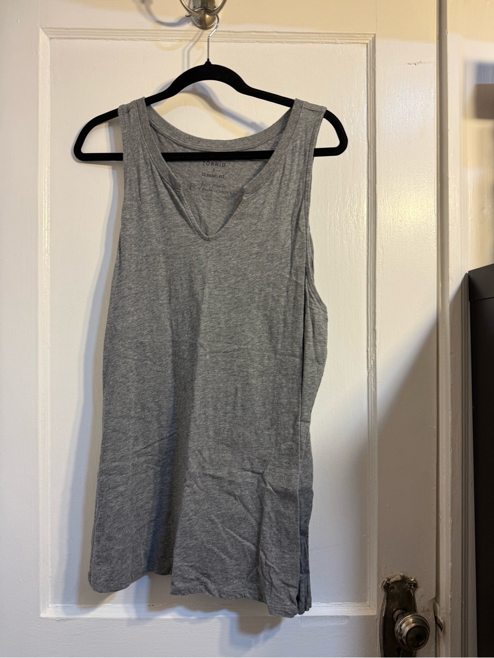 torrid Gray V-Neck Sleeveless Tank Top